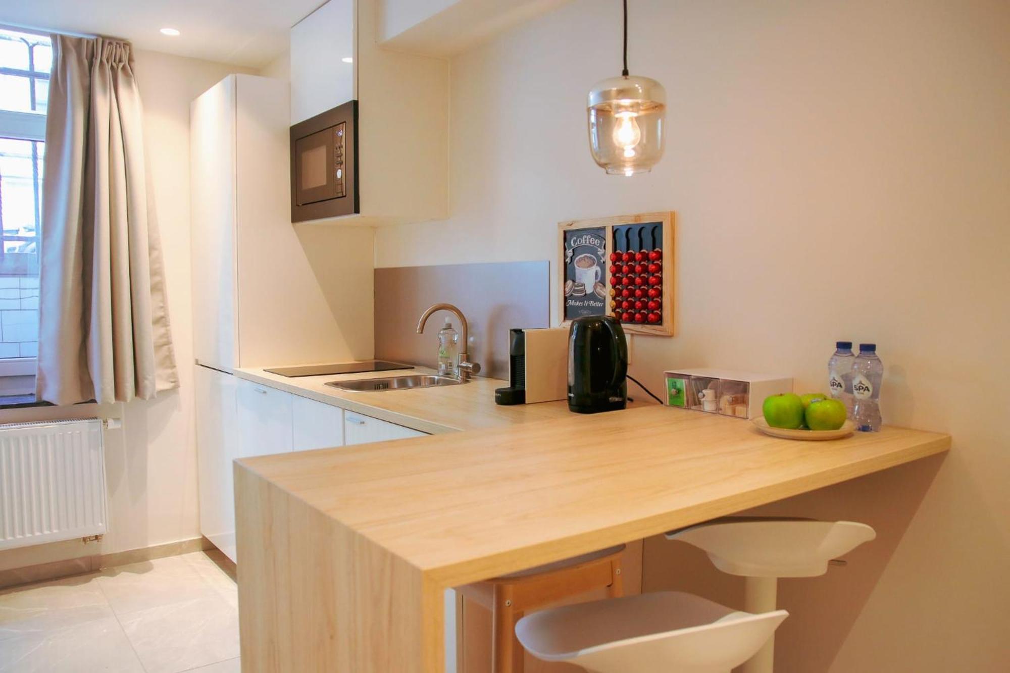 Archimede Suites Брюссель Экстерьер фото